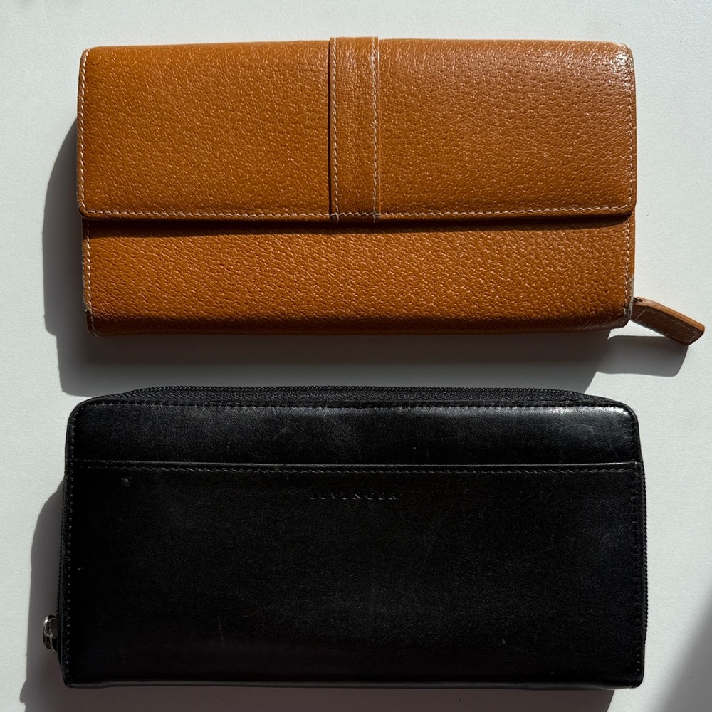 Levenger Brown and Black Leather Wallet Set